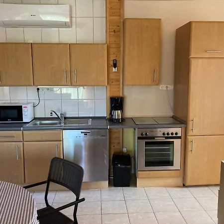 Eva Apartmanhaz Balatonlelle Exterior photo