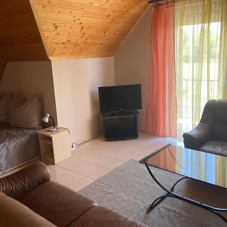 Eva Apartmanhaz Balatonlelle Exterior photo