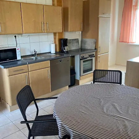 Eva Apartmanhaz Balatonlelle Exterior photo