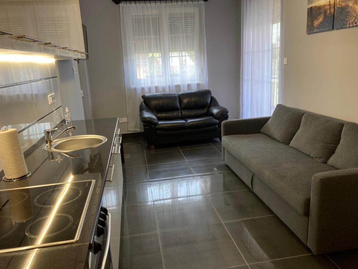 Eva Apartmanhaz Apartment Balatonlelle