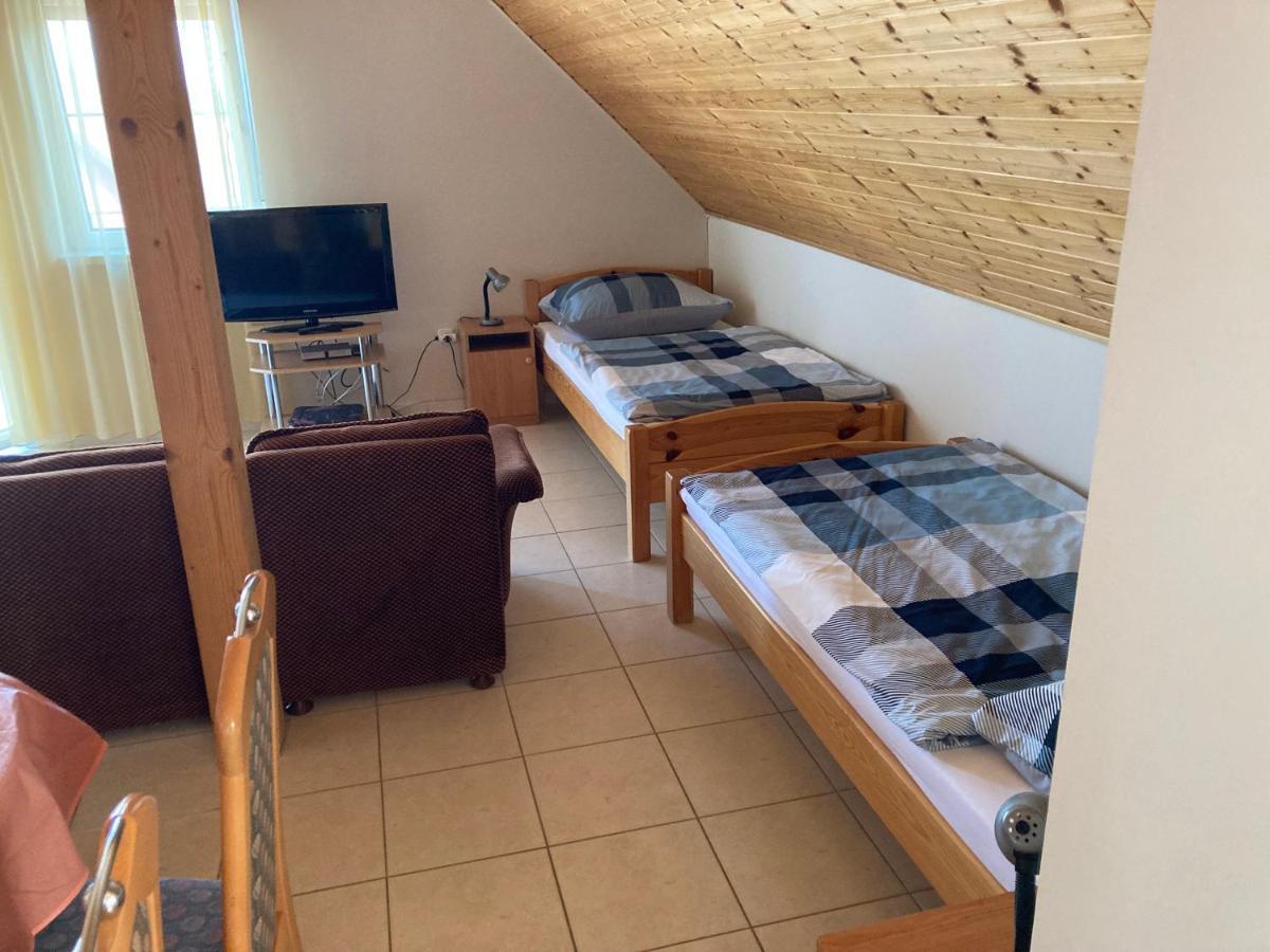 Eva Apartmanhaz Apartment *