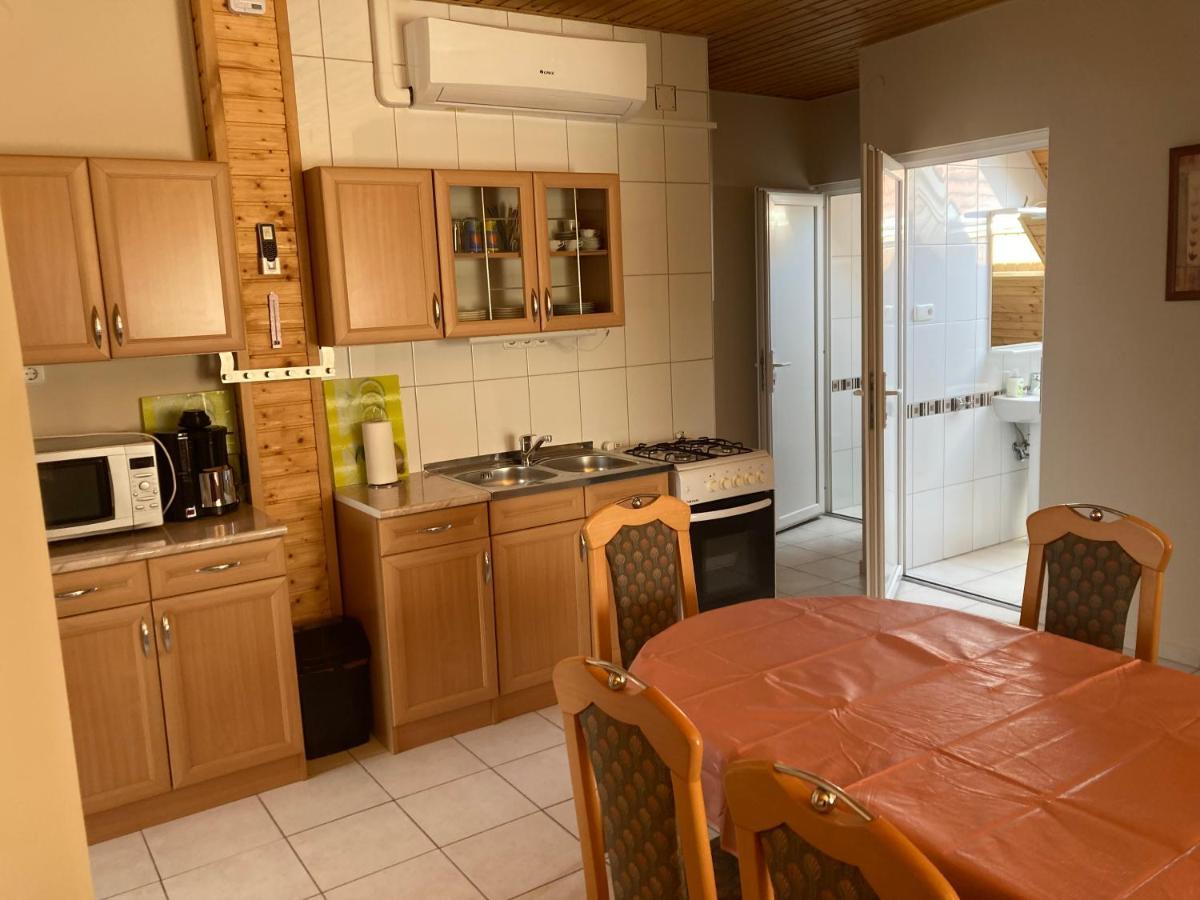 Eva Apartmanhaz