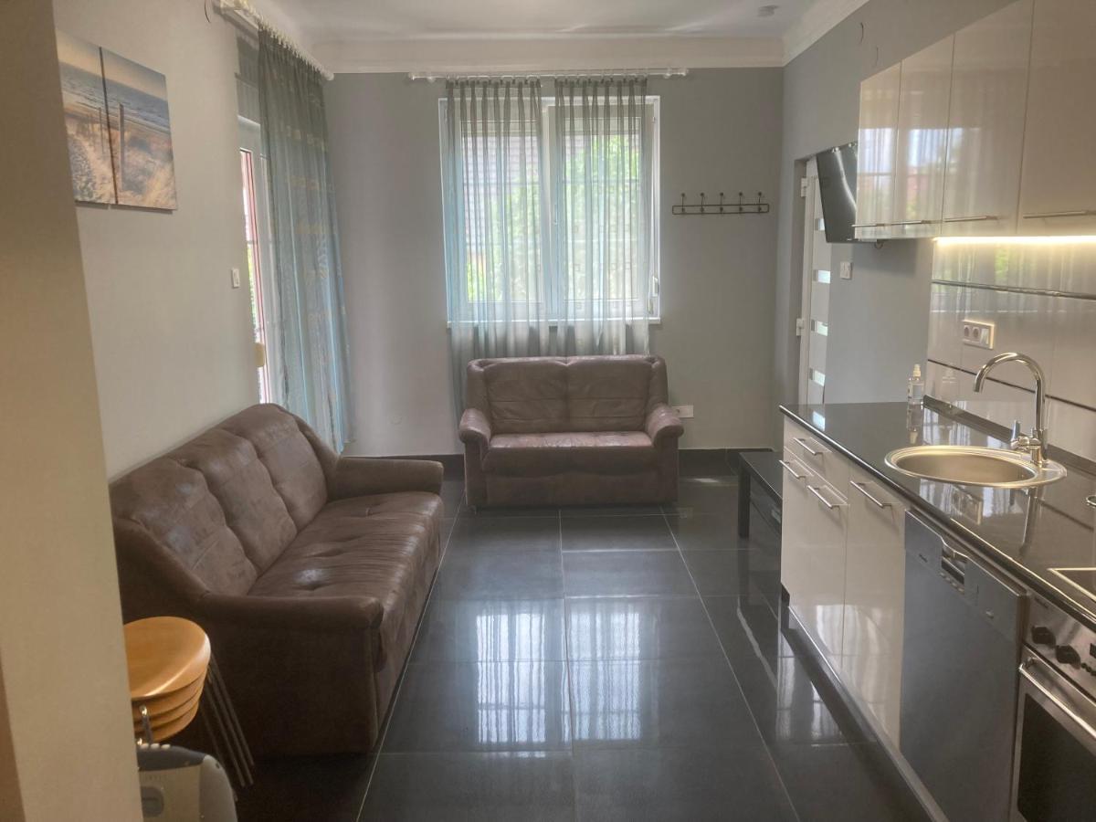 Eva Apartmanhaz
